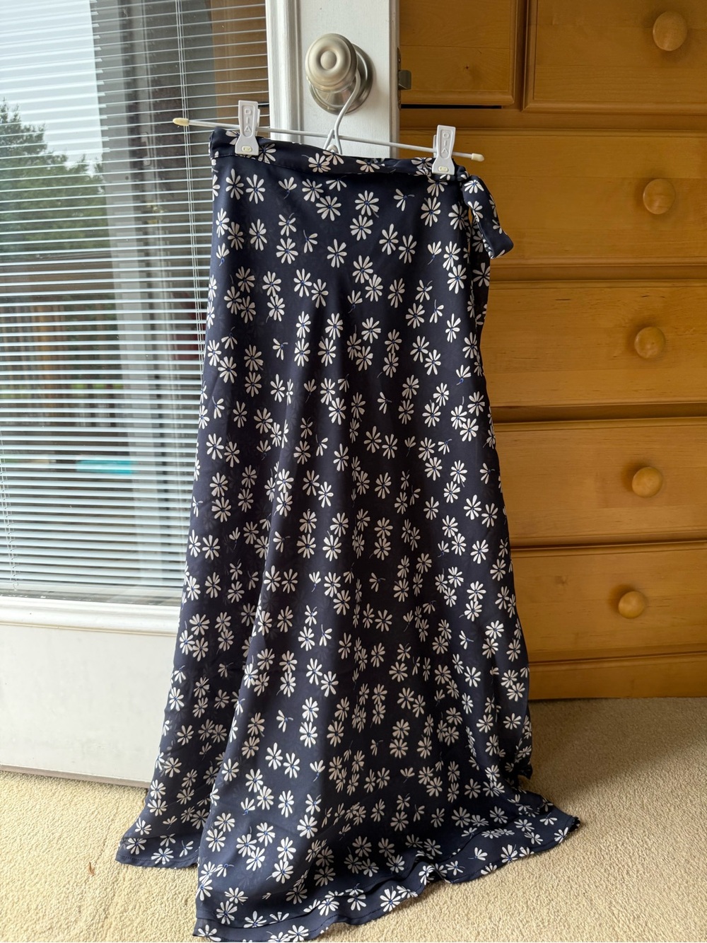 Express Navy and White Daisy Wrap Maxi Skirt